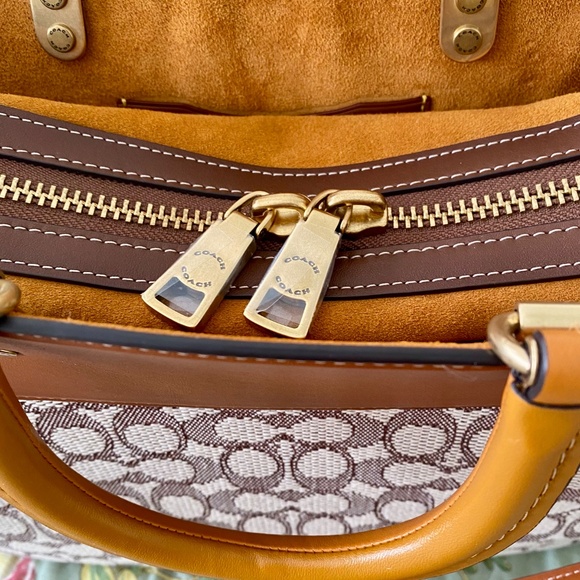 Coach Signature Jacquard Rogue Satchel 0 EUC - Picture 11 of 16